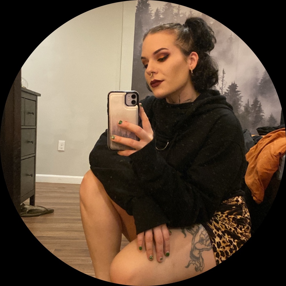Meet your Posher, Alayna